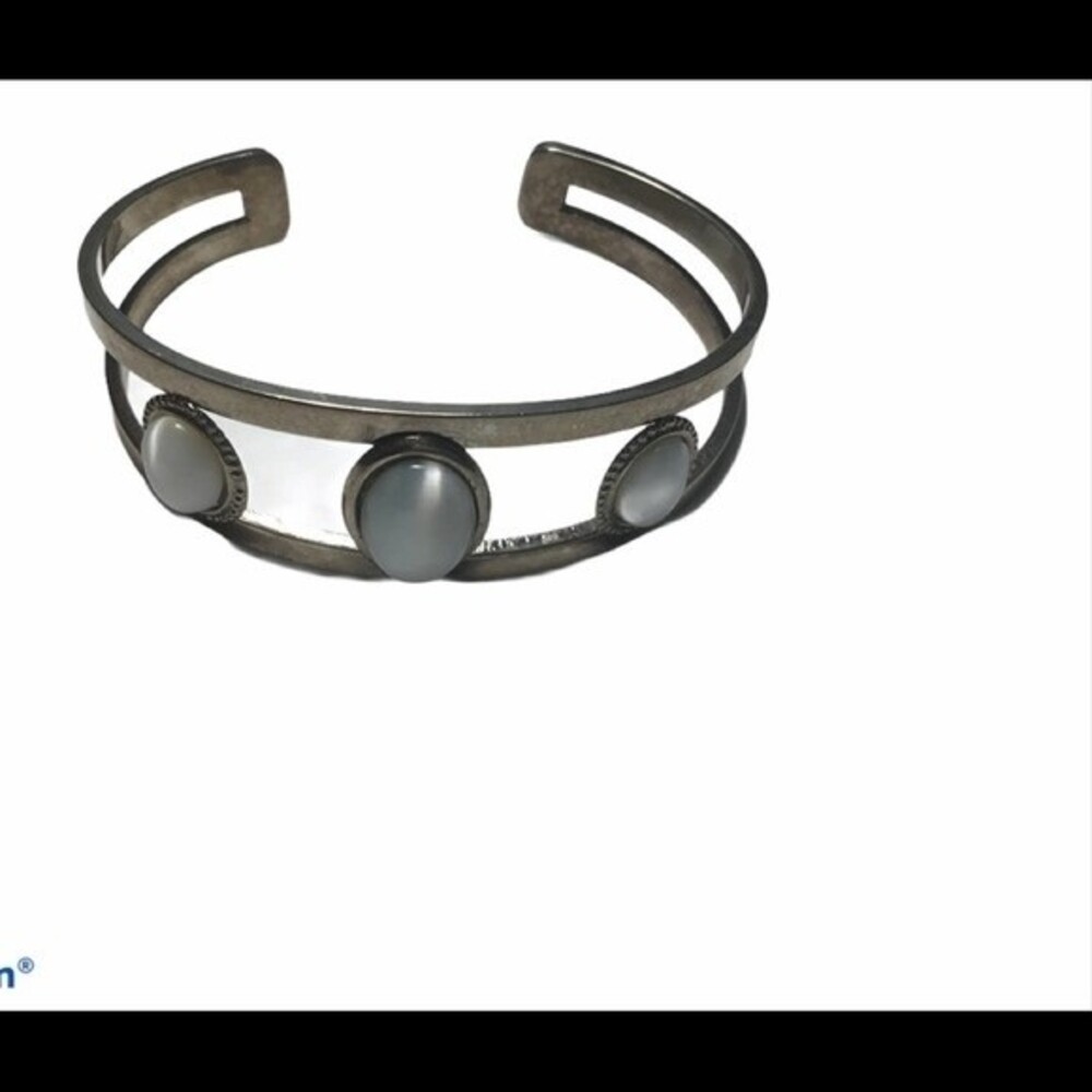 Silver Bracelet with Moonstone